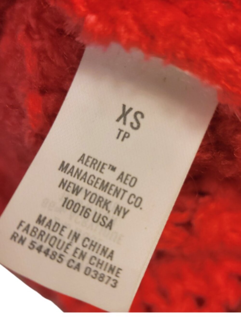 aerie Chunky Cable Knit Fuschia Cozy Sweater Drop Shoulder Cowl Neck Size XS - Picture 6 of 9